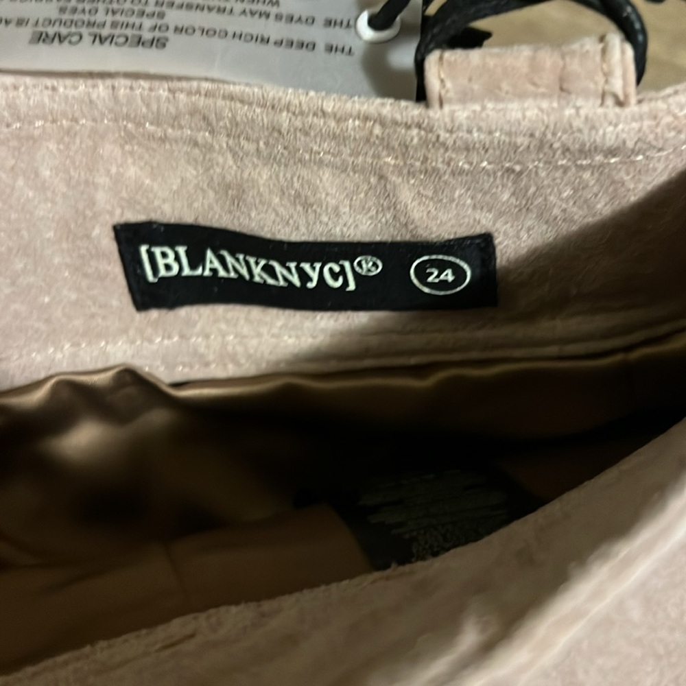BLANK NYC Suede Leather Shorts 24 Bare It All tan / beige small - Picture 3 of 8